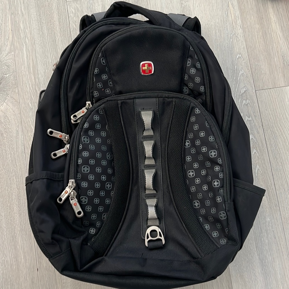 Swiss gear bag pack